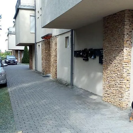 Appartamento Cool & Pool Apartman *