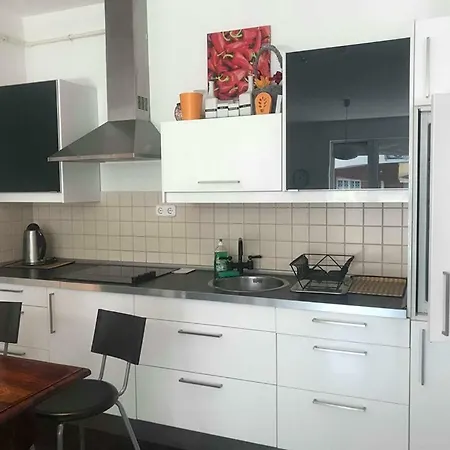 Cool & Pool Apartman